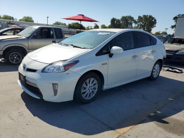  Salvage Toyota Prius