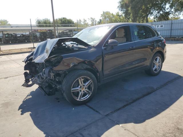  Salvage Porsche Cayenne