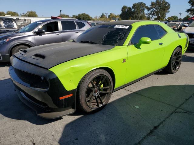  Salvage Dodge Challenger