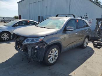  Salvage Kia Sorento