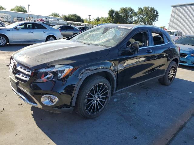  Salvage Mercedes-Benz GLA