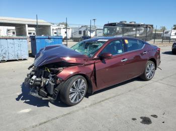  Salvage Nissan Altima