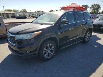  Salvage Toyota Highlander