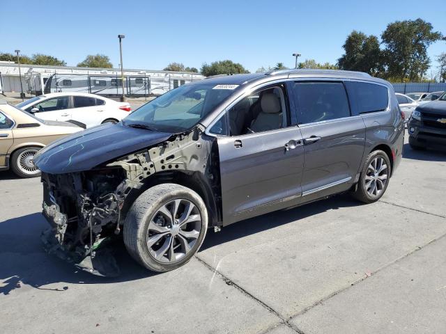  Salvage Chrysler Pacifica