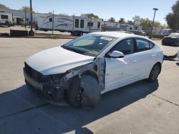  Salvage Hyundai ELANTRA