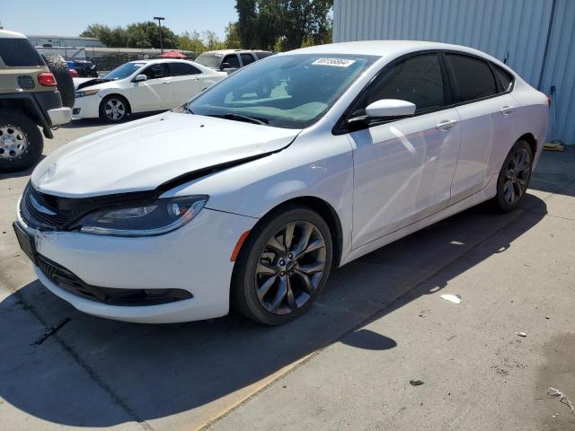  Salvage Chrysler 200