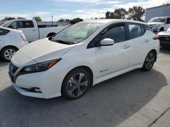  Salvage Nissan LEAF