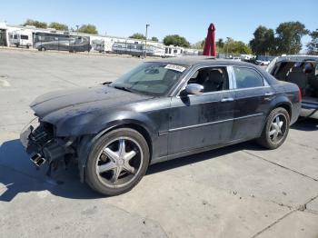  Salvage Chrysler 300