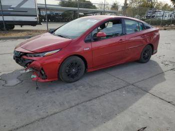  Salvage Toyota Prius