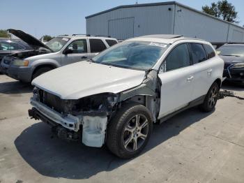  Salvage Volvo XC60