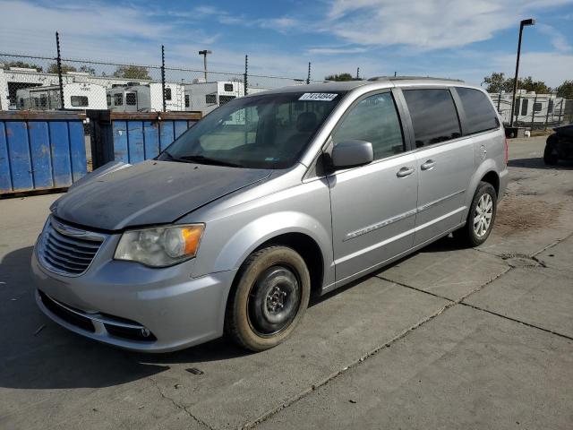  Salvage Chrysler Minivan