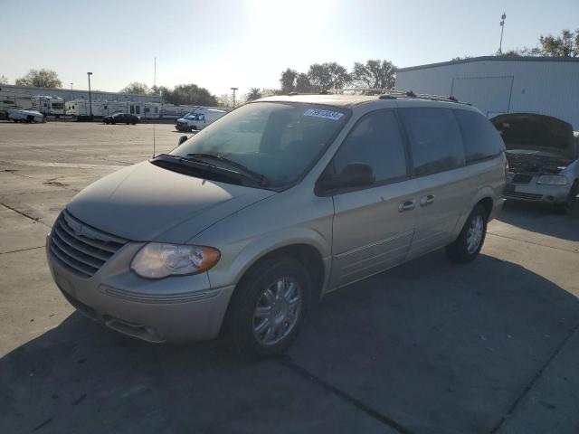  Salvage Chrysler Minivan