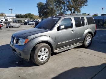  Salvage Nissan Pathfinder