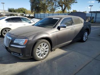  Salvage Chrysler 300