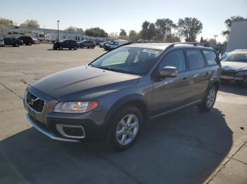  Salvage Volvo XC70