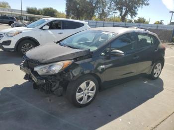  Salvage Kia Forte