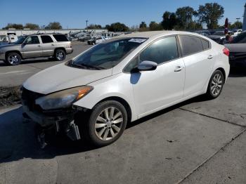  Salvage Kia Forte