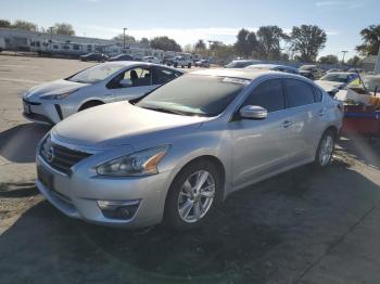  Salvage Nissan Altima