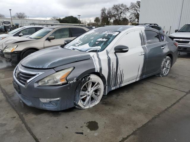  Salvage Nissan Altima