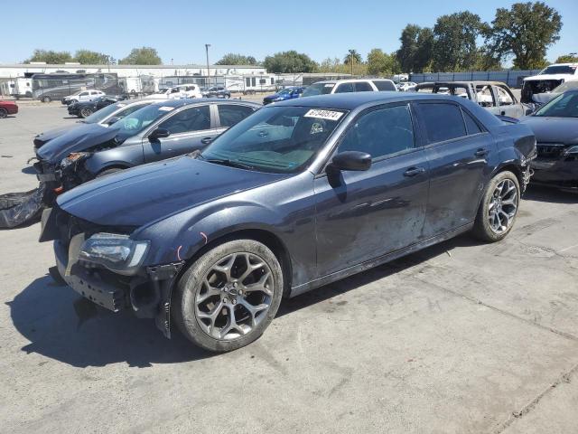  Salvage Chrysler 300