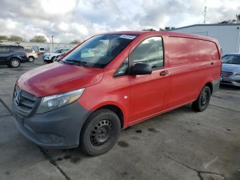  Salvage Mercedes-Benz Metris