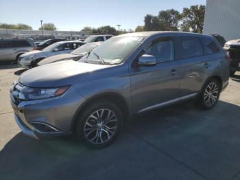  Salvage Mitsubishi Outlander