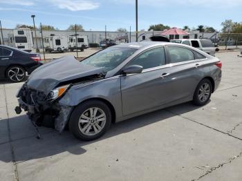  Salvage Hyundai SONATA