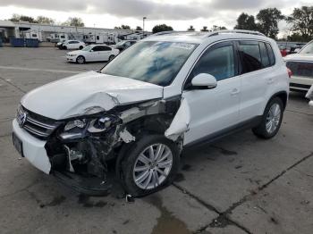  Salvage Volkswagen Tiguan