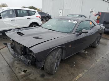  Salvage Dodge Challenger