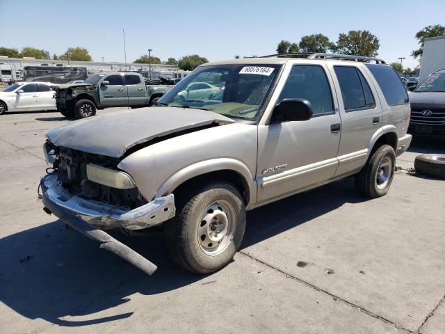  Salvage Chevrolet Blazer