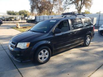  Salvage Dodge Caravan