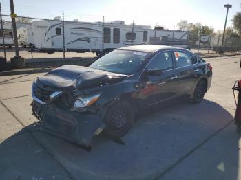  Salvage Nissan Altima