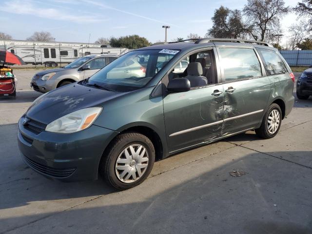  Salvage Toyota Sienna