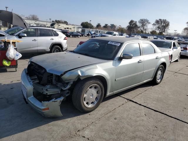  Salvage Chrysler 300