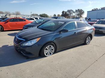  Salvage Hyundai SONATA