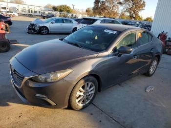  Salvage Mazda 3