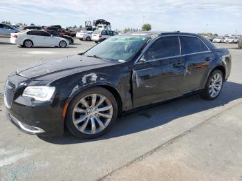  Salvage Chrysler 300