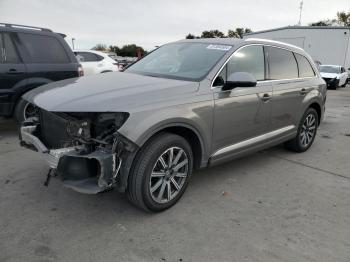  Salvage Audi Q7