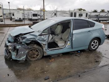  Salvage Toyota Prius