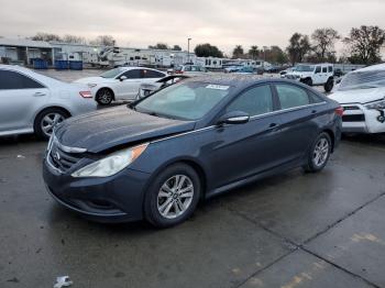  Salvage Hyundai SONATA