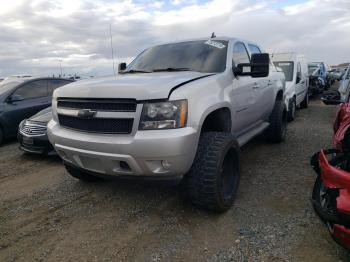  Salvage Chevrolet Avalanche