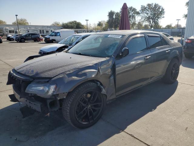  Salvage Chrysler 300