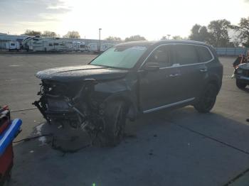  Salvage Kia Telluride