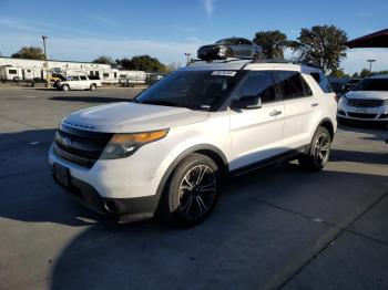  Salvage Ford Explorer