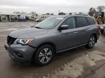  Salvage Nissan Pathfinder