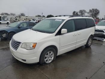  Salvage Chrysler Minivan