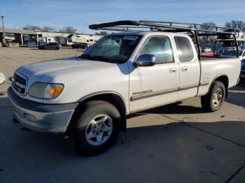  Salvage Toyota Tundra