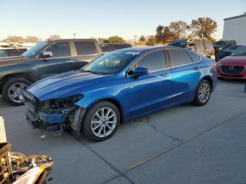  Salvage Ford Fusion