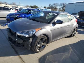  Salvage Hyundai VELOSTER