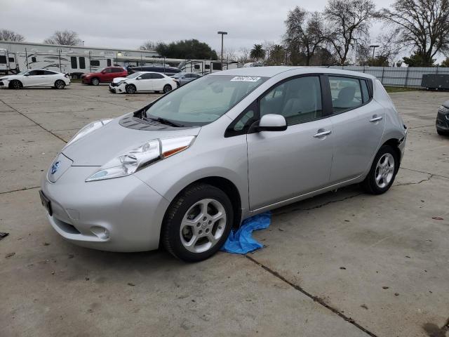  Salvage Nissan LEAF